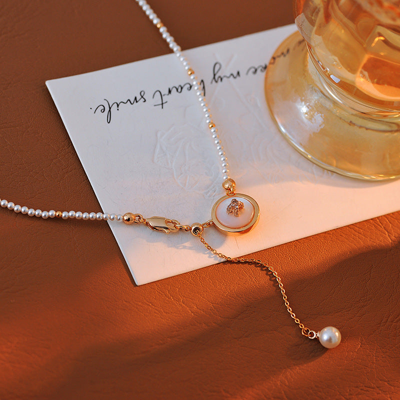 Button Design Mother-of-Pearl Necklace Light Luxury Niche High-End Feel 2025 New Versatile Elegant High-End Collarbone Chain