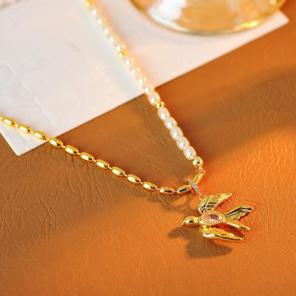 Niche Design Real Gold Plated Gold Swallow Necklace Pendant Micro Inlaid Zirconia Clavicle Chain Swallow Necklace