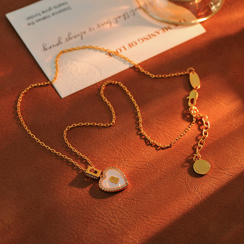 New Micro Inlaid Zircon Heart Necklace Chanel Style Elegant High-end Earrings Slimming Fashion Versatile Jewelry Set