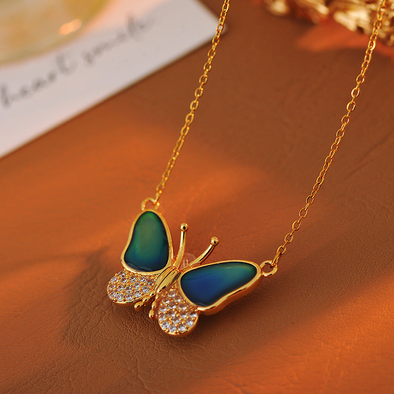 TikTok Hot-Selling Temperature-Sensitive Color-Changing Butterfly New Model Temperature-Sensitive Color-Changing Butterfly Magnetic Necklace One Piece