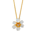 New White Shell Daisy Pendant Sunflower 18K Gold Plated Sunflower Mother-of-Pearl Flower Collarbone Chain for Women