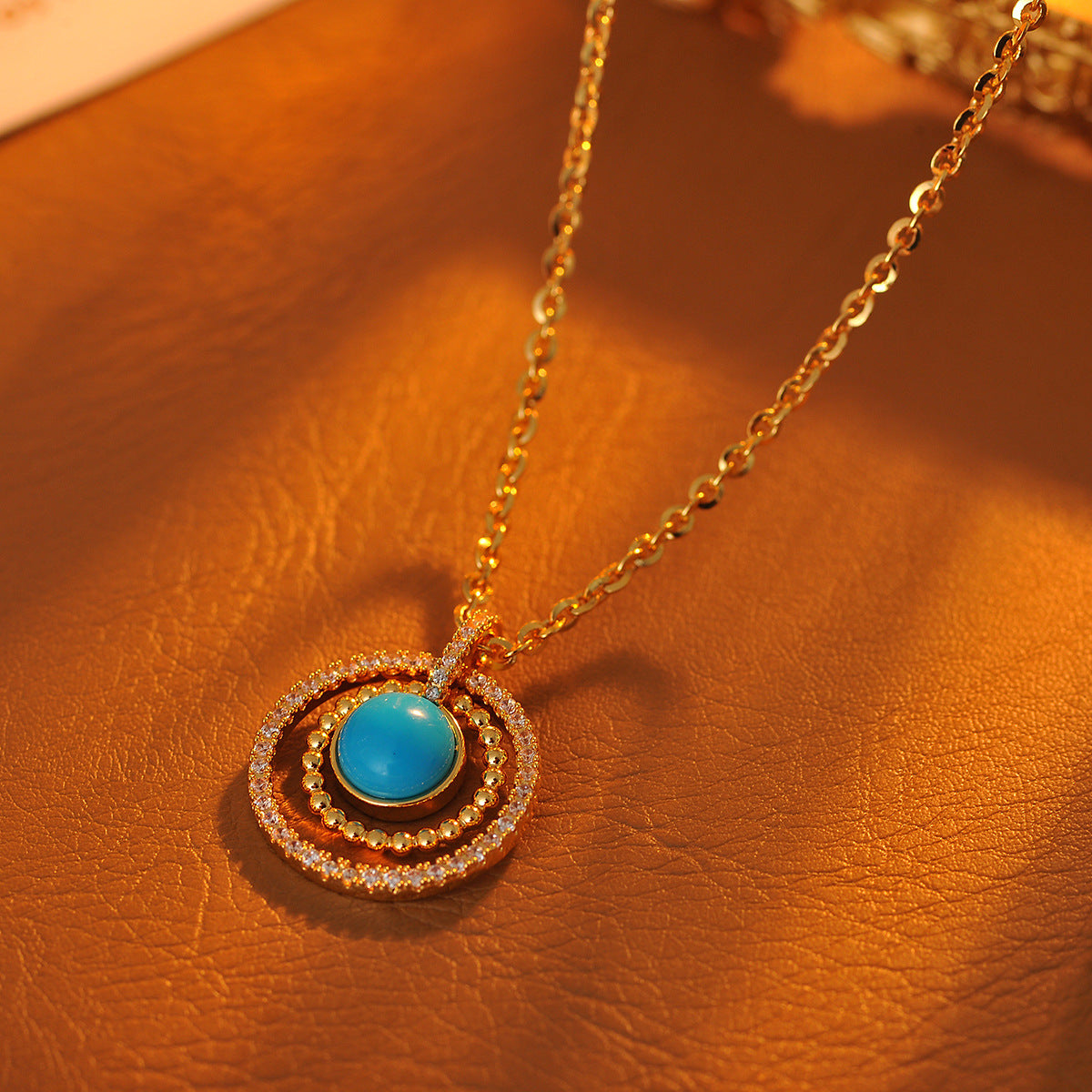 French Style Light Luxury High-End Vintage Full Diamond Turquoise Pendant Necklace Exquisite Retro Collarbone Chain