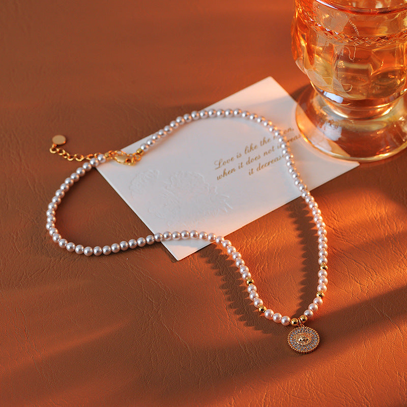 Light Luxury High-End Sweater Necklace Lion Pearl Pendant Women 2025 New Hot-Selling Choker Autumn Winter Accessories Versatile