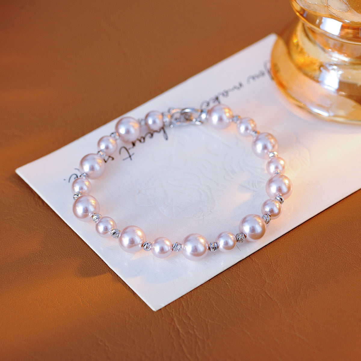 Manta Rose Purple Pink Pearl Fragment Silver Bracelet for Women, Niche Design, High-End Luxury Bracelet, Elegant Socialite Jewelry