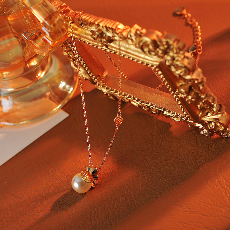 New Year's Niche Design Money Lucky Bag Necklace for Women Versatile Light Luxury Design Sense Collarbone Chain