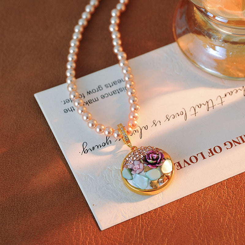 Oil Painting Style Pearl Necklace for Women New Chinese Style National Style Flower Artistic Retro 2025 New Niche Design Clavicle Chain