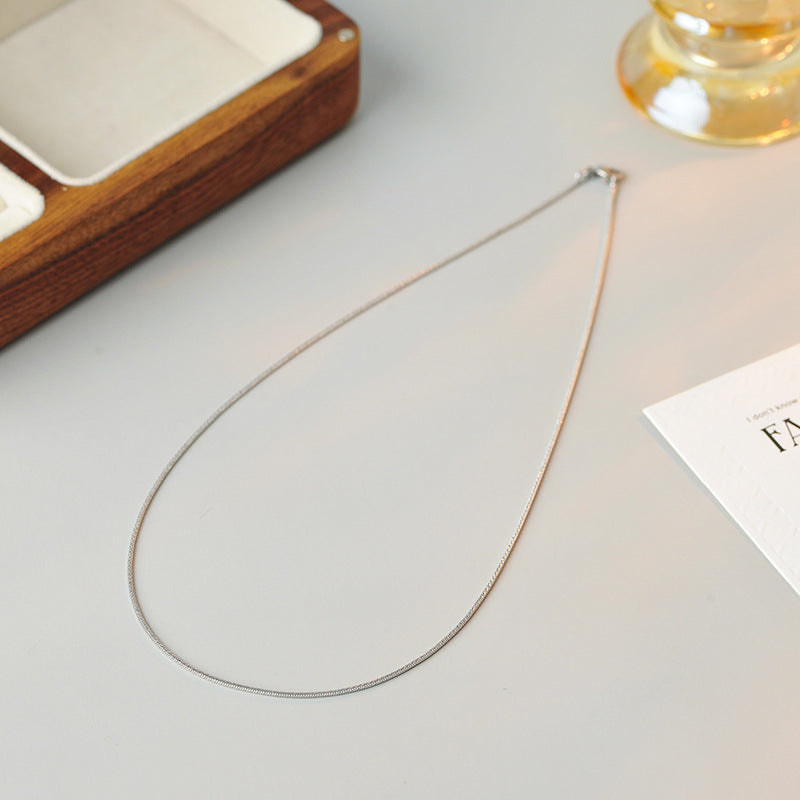 Fashionable Personality Copper Gold-Plated European and American Cross-Border New Niche Simple Necklace for Women with Gold-Plated High-End Lock