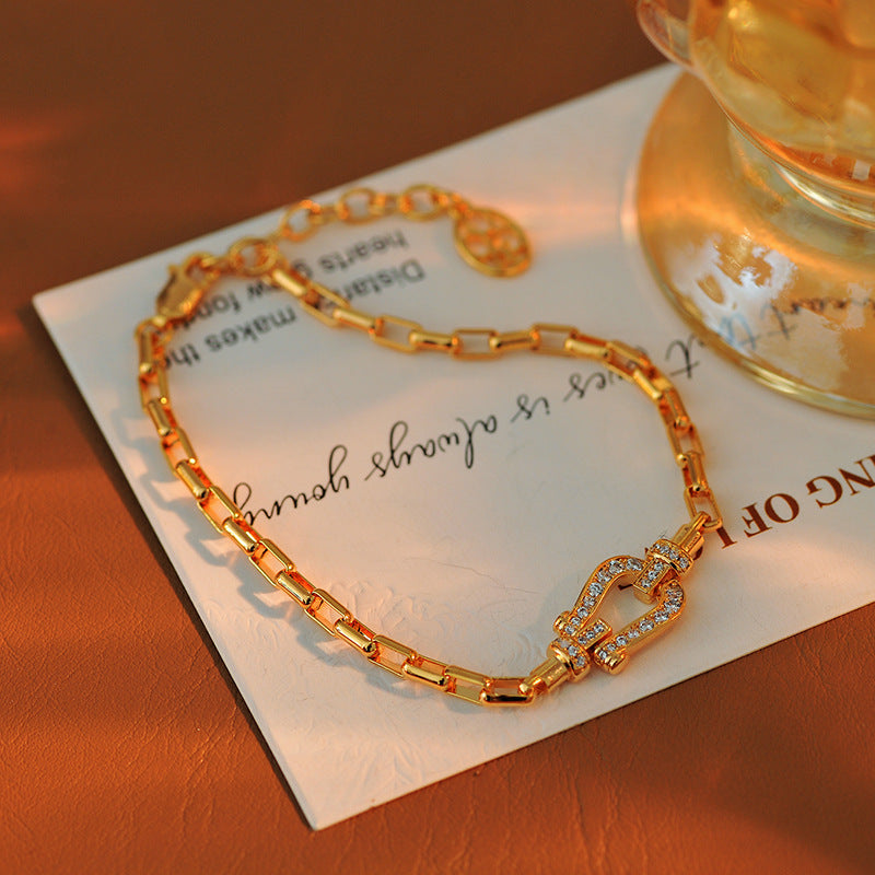 Exquisite Zircon Rose Gold Horseshoe Buckle Bracelet for Women New Hot Style Light Luxury High-end Niche Design Hand Jewelry