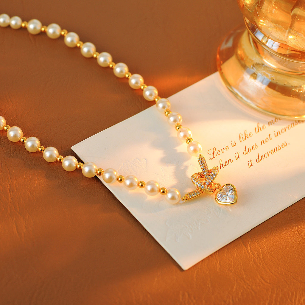 Light Luxury Zircon Pearl Necklace for Women 2025 New Hot-Selling High-End Collarbone Chain Versatile Choker