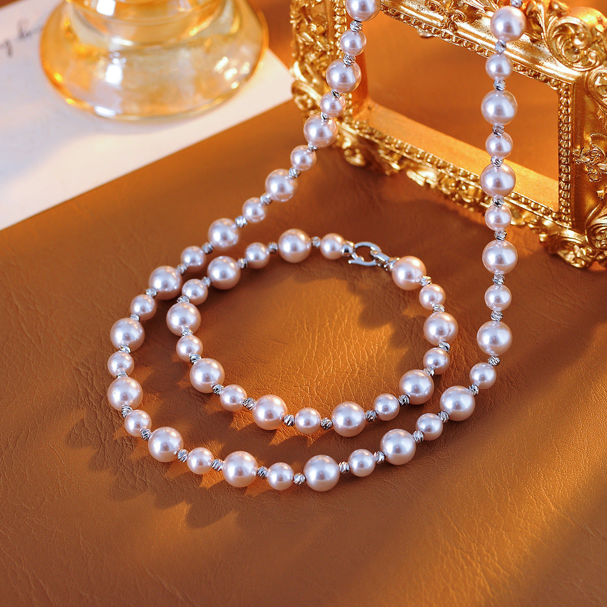 Manta Rose Purple Pink Pearl Fragment Silver Bracelet for Women, Niche Design, High-End Luxury Bracelet, Elegant Socialite Jewelry