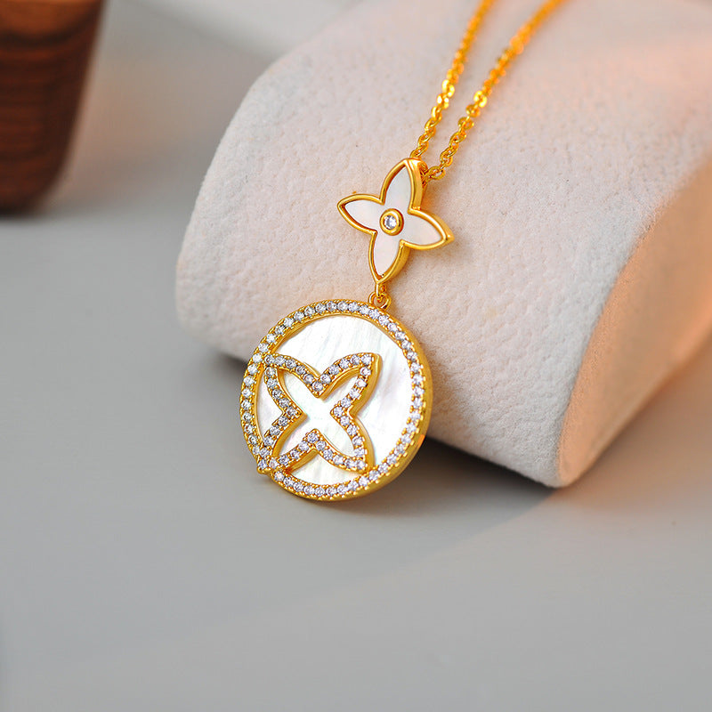 Fashionable Temperament Four-Leaf Clover Necklace Light Luxury Niche TikTok Live Hot Sweet Pendant Collarbone Chain