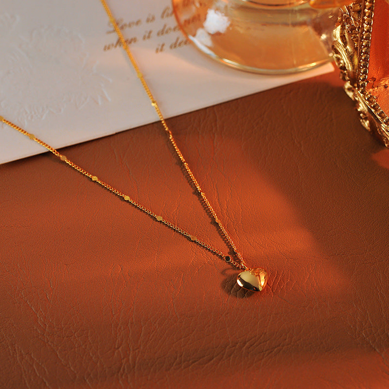 Minimalist Small Heart Necklace for Women 2025 New Hot-Selling Light Luxury Niche Design Ins Style Cold Wind Collarbone Chain