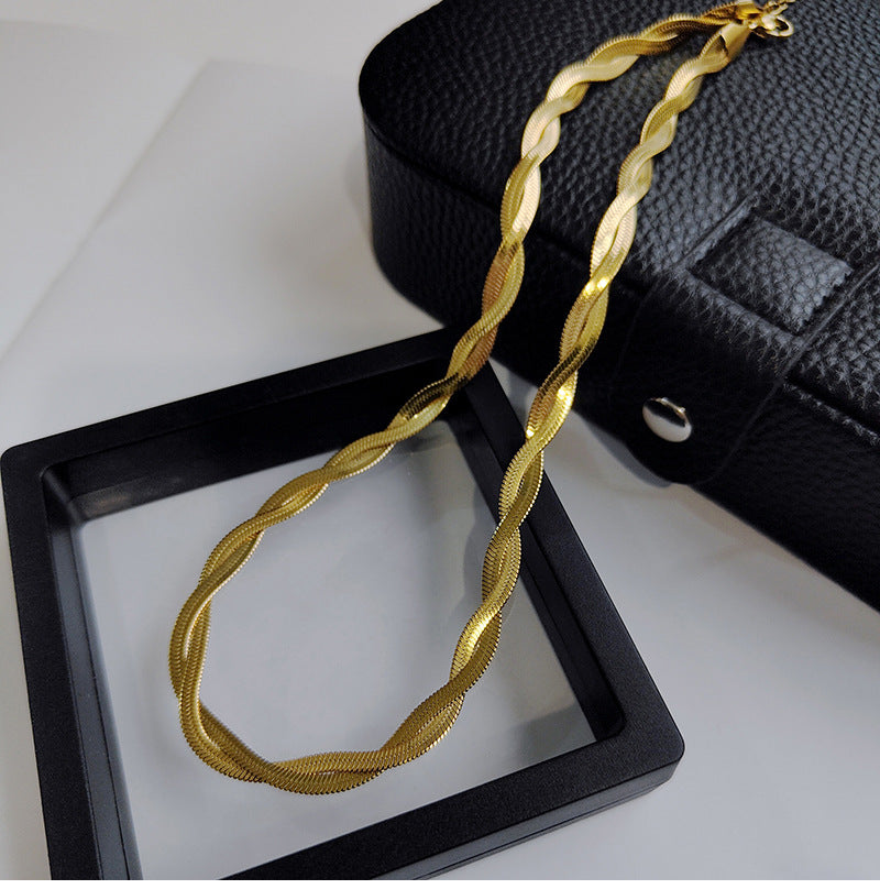 Titanium Steel Design Simple Elegant High-end Non-fading Cross Necklace for Women Trendy Internet Celebrity Minimalist Style Collarbone Chain