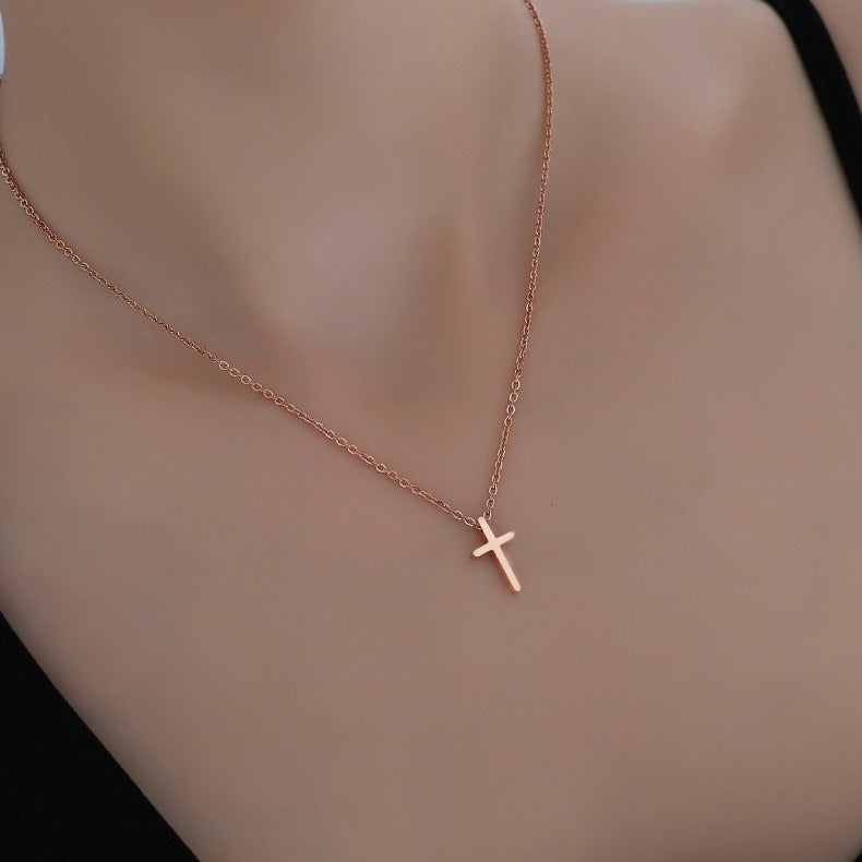 Cross Necklace for Women 2025 New Hot-Selling Light Luxury Niche Titanium Steel Non-Fading Color Gold Collarbone Chain Accessory for Women