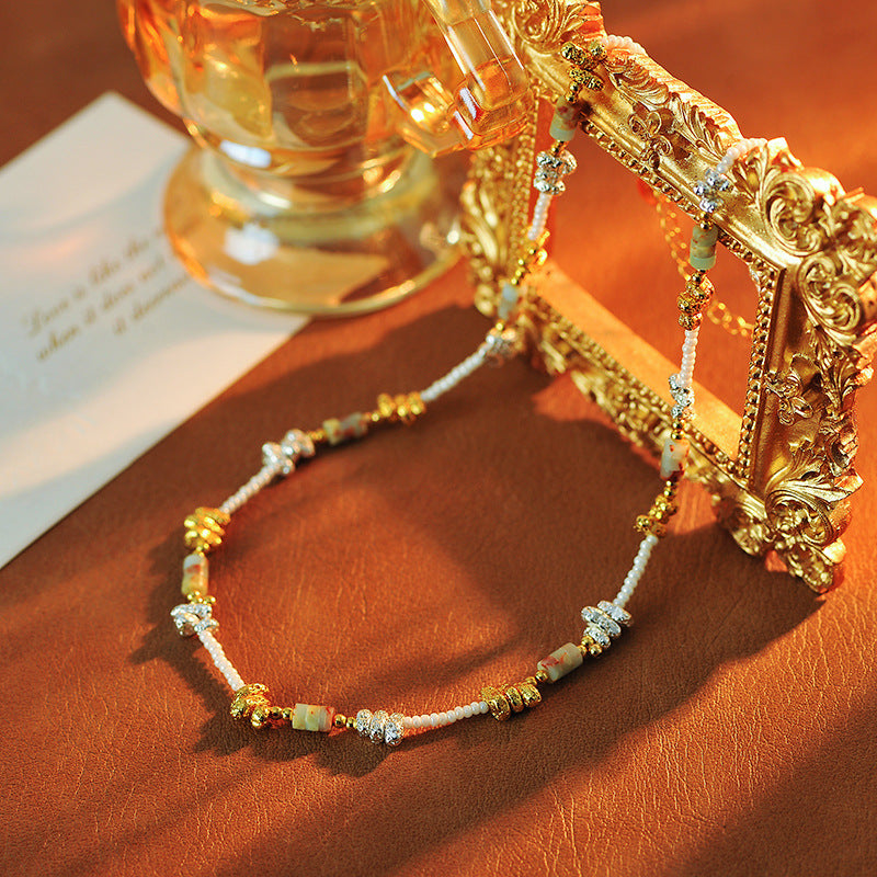 Natural Stone Metal Splicing Necklace for Women, Light Luxury Niche High-End Feel, Small Rice Bead Collarbone Chain, Vintage Elegant Neck Chain