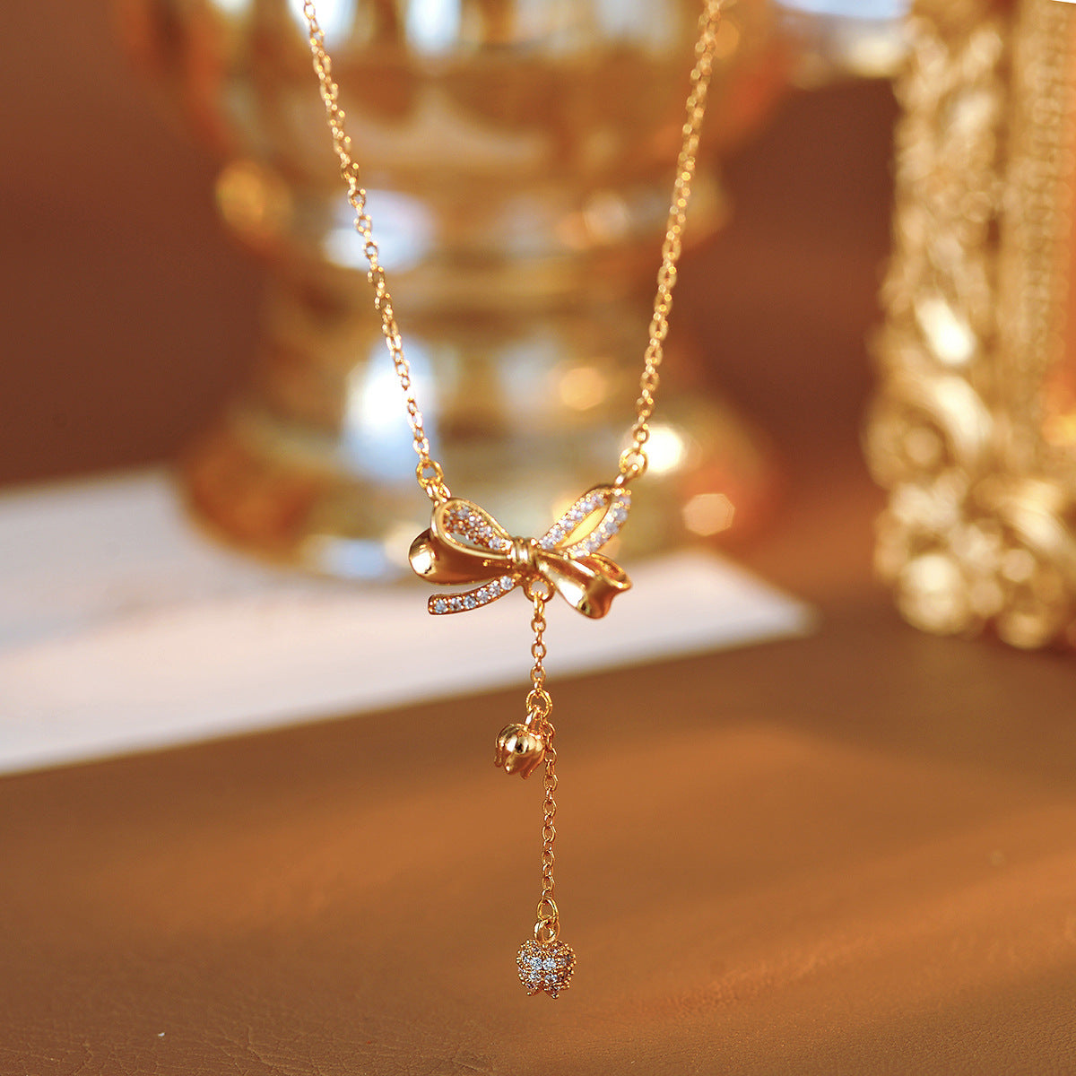 Butterfly Lily of the Valley Pendant Necklace for Women, Light Luxury New Chinese Style, Personalized Fashion, Internet Celebrity Same Style, Micro Pave Zirconia Clavicle Chain