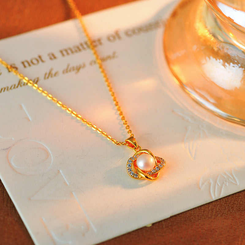 Design Sense Hollow Pearl Pendant Necklace for Women New Hot-Selling Light Luxury Choker Niche Collarbone Chain Accessories