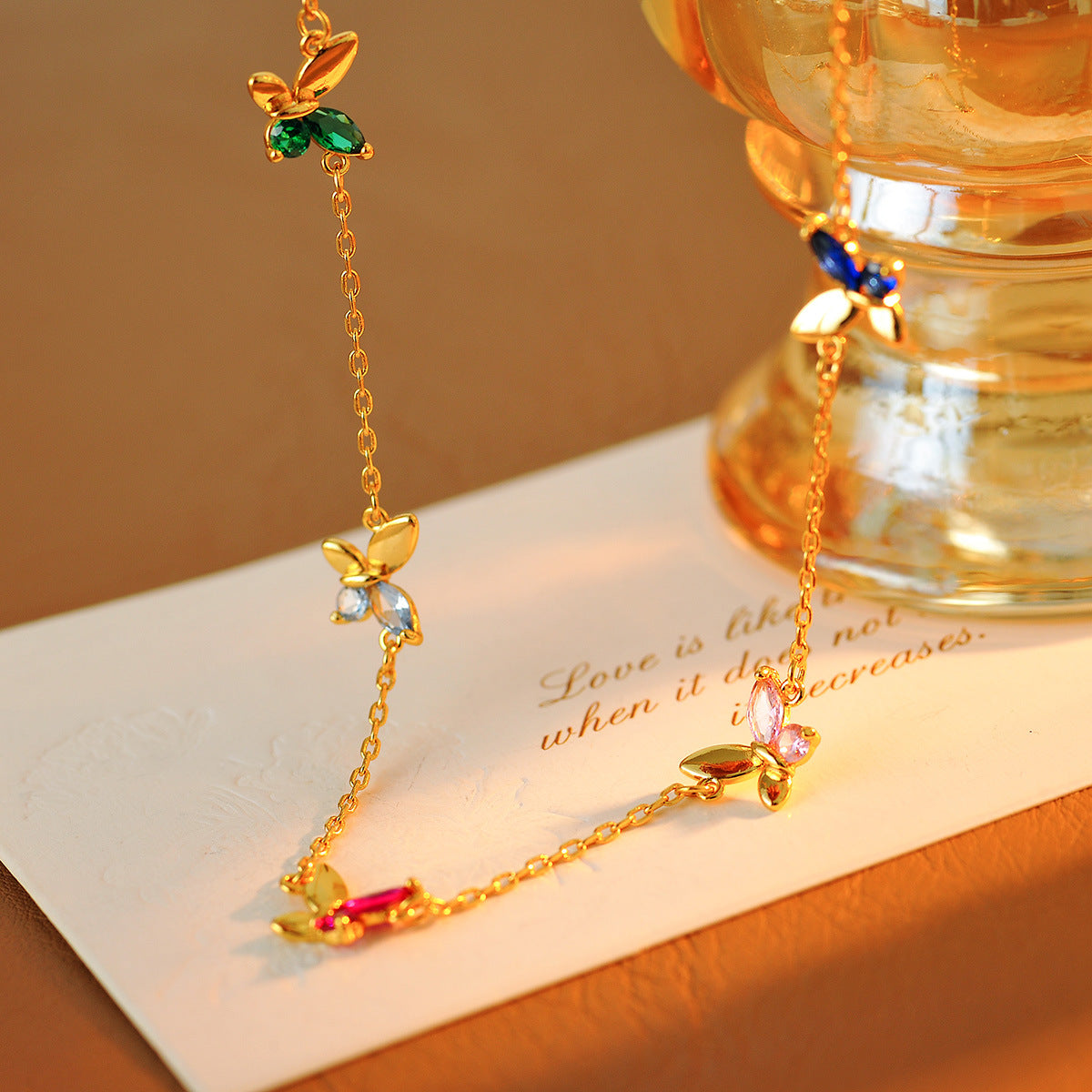 ks New Fashion Elegant High-end Necklace Zircon Inlaid Shiny Butterfly Bracelet Set