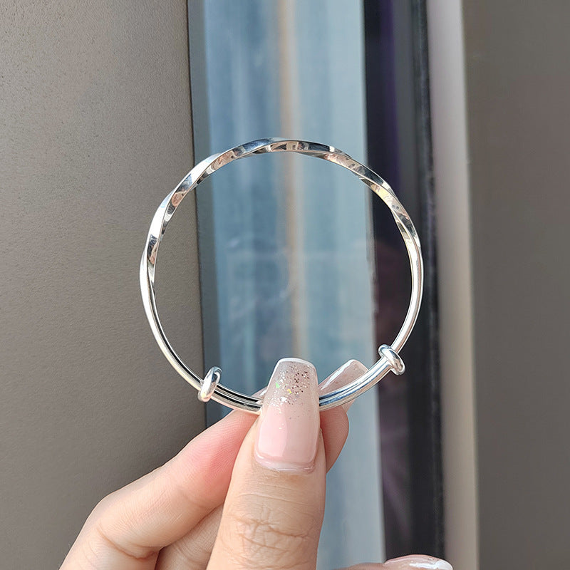 Japanese and Korean Adjustable Wave Pattern Bell Bracelet for Women, Niche Simple Versatile Solid Braided Hand Jewelry, Light Luxury