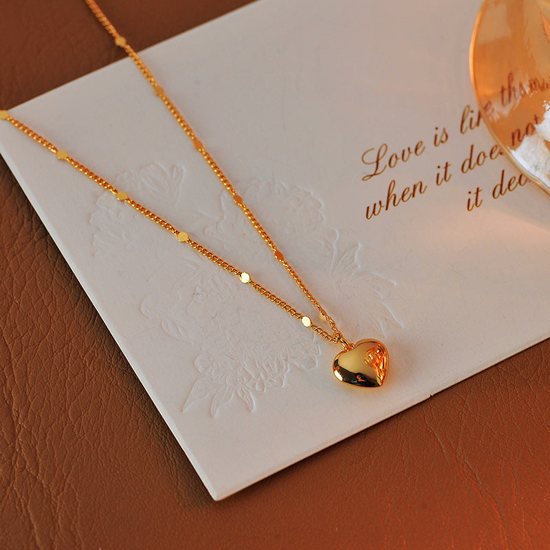 Minimalist Small Heart Necklace for Women 2025 New Hot-Selling Light Luxury Niche Design Ins Style Cold Wind Collarbone Chain