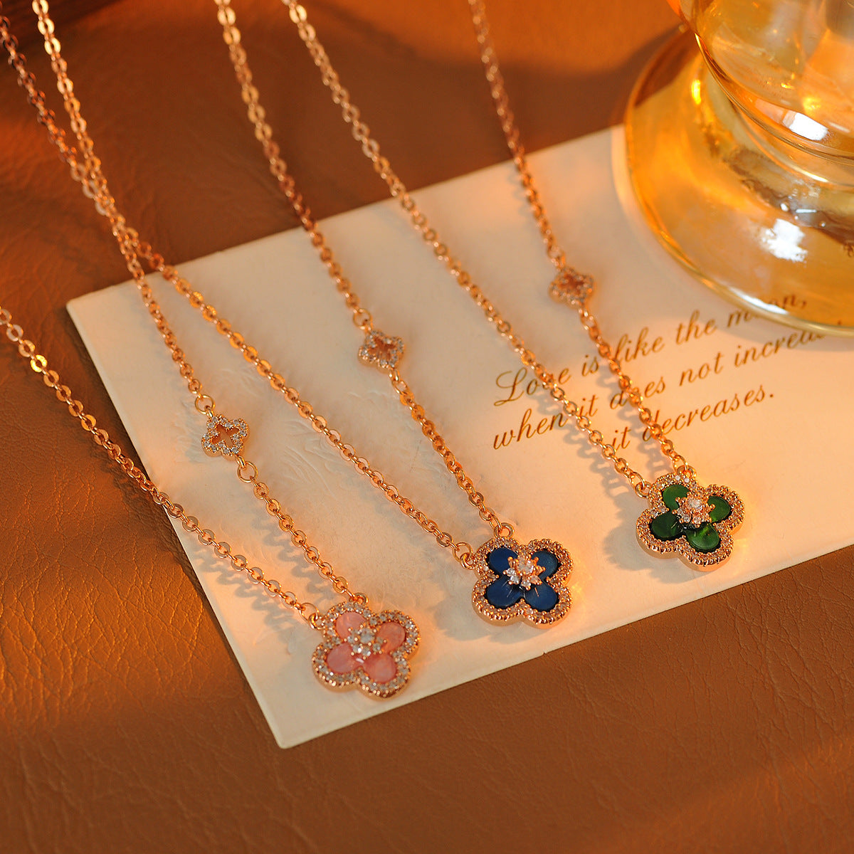 Korean Style Full Diamond Lucky Four-Leaf Flower Necklace for Women, Light Luxury High-End Niche Collarbone Chain Accessory Choker